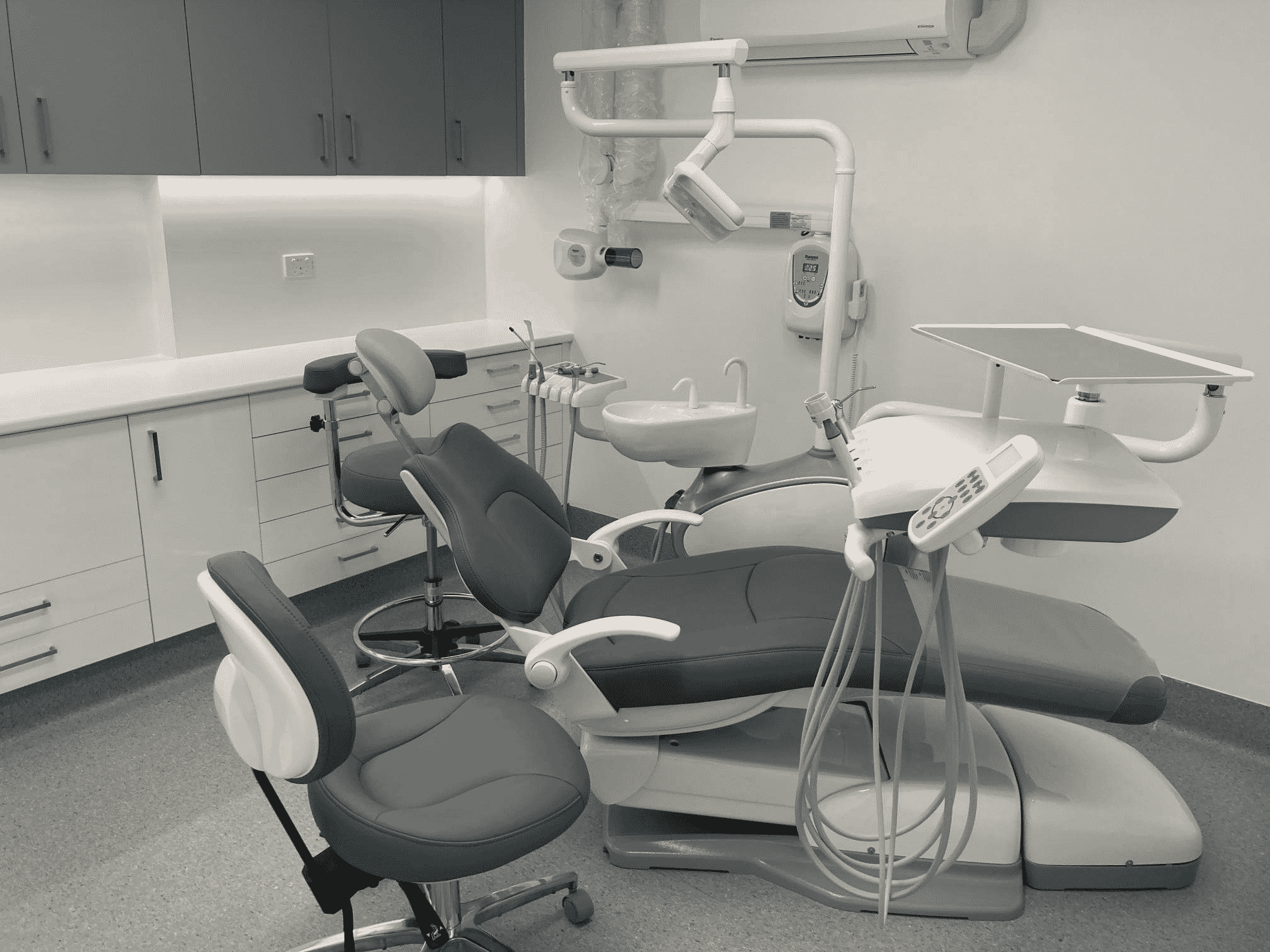 Dental Chair Equipment